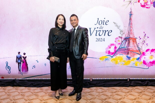 Ms Jacqueline Yeh and Mr Jerry Chang