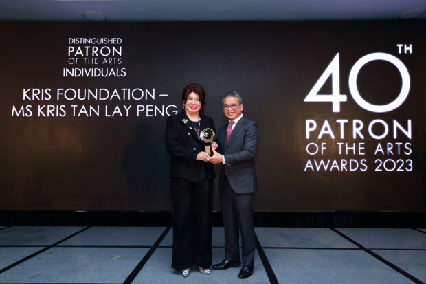 Ms Kris Tan receiving the Distinguished Patron of the Arts (Individual) at the Patron of the Arts Awards 2023. (Photo: National Arts Council)