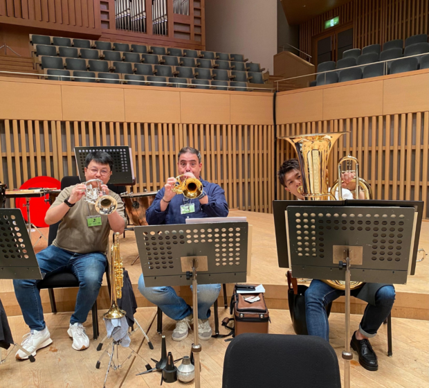 (From right) SSO Principal Tuba Tomoki Natsume, with Associate Principal Trumpet David Smith, and section trumpet Lau Wen Rong.