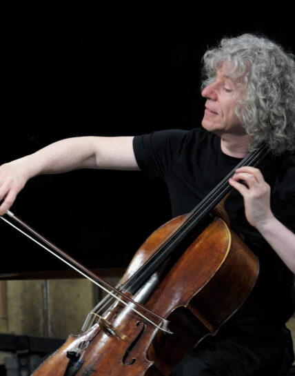 Steven Isserlis and Mario Venzago – Kabalevsky and Schubert