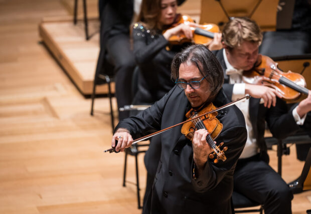 Leonidas Kavakos performing Shostakovich’s Violin Concerto No. 1 with SSO and Hannu Lintu