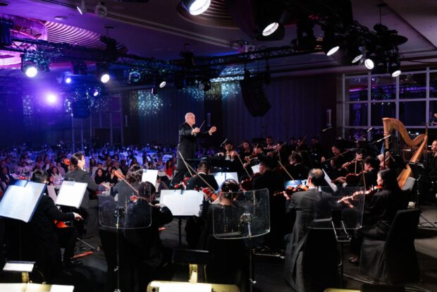 Maestro Hans Graf leading the SSO in a lively programme of works by Johann Strauss II.