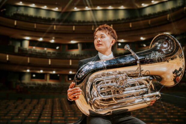 Tomoki Natsume: Salaryman to Musician