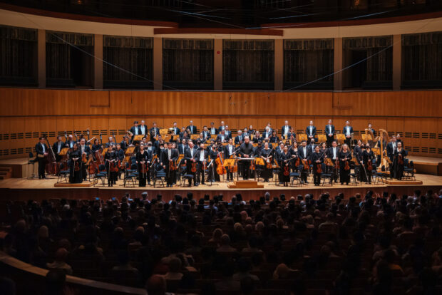 The Singapore Symphony Orchestra assembled in full force for Richard Strauss's "Death and Transfiguration" (Jan 2023)