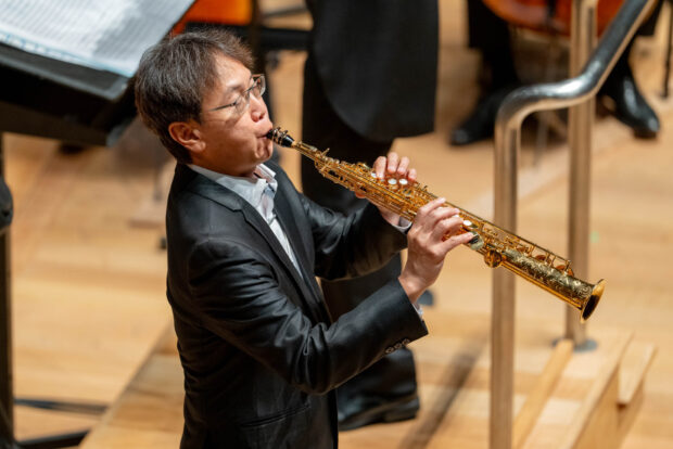 Saxophonist Lin Chien-Kwan performing Through the Nebula: Concerto for Saxophone by Chok Kerong.