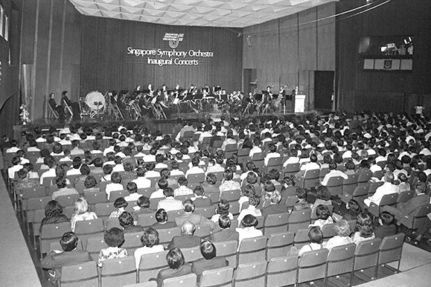 SSO’s inaugural concert at the Singapore Conference Hall in 1979. (Photo: Ministry of Information and the Arts Collection, courtesy of National Archives of Singapore.)
